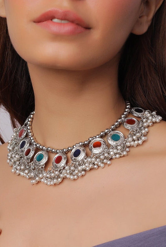The Graceful Encapsulated Meena Choker