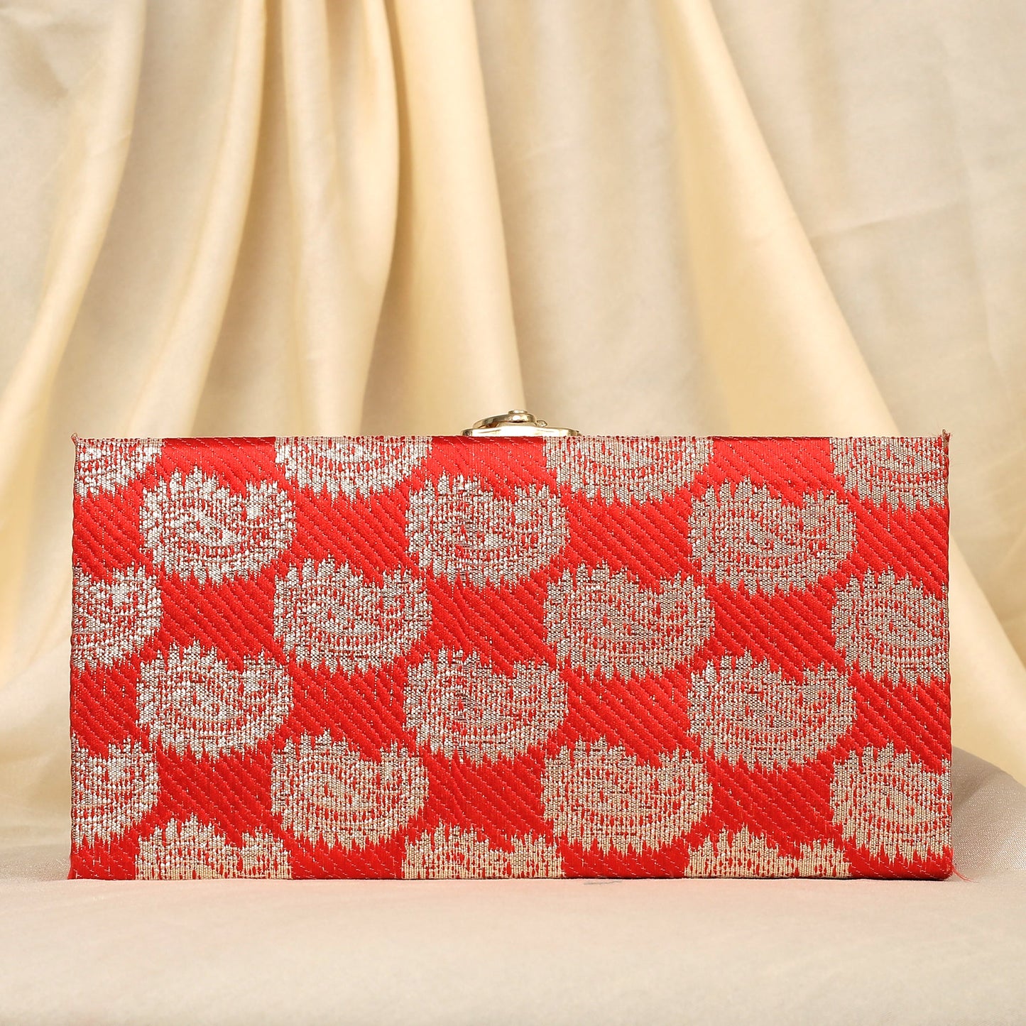 The Red Nayab Cash Box