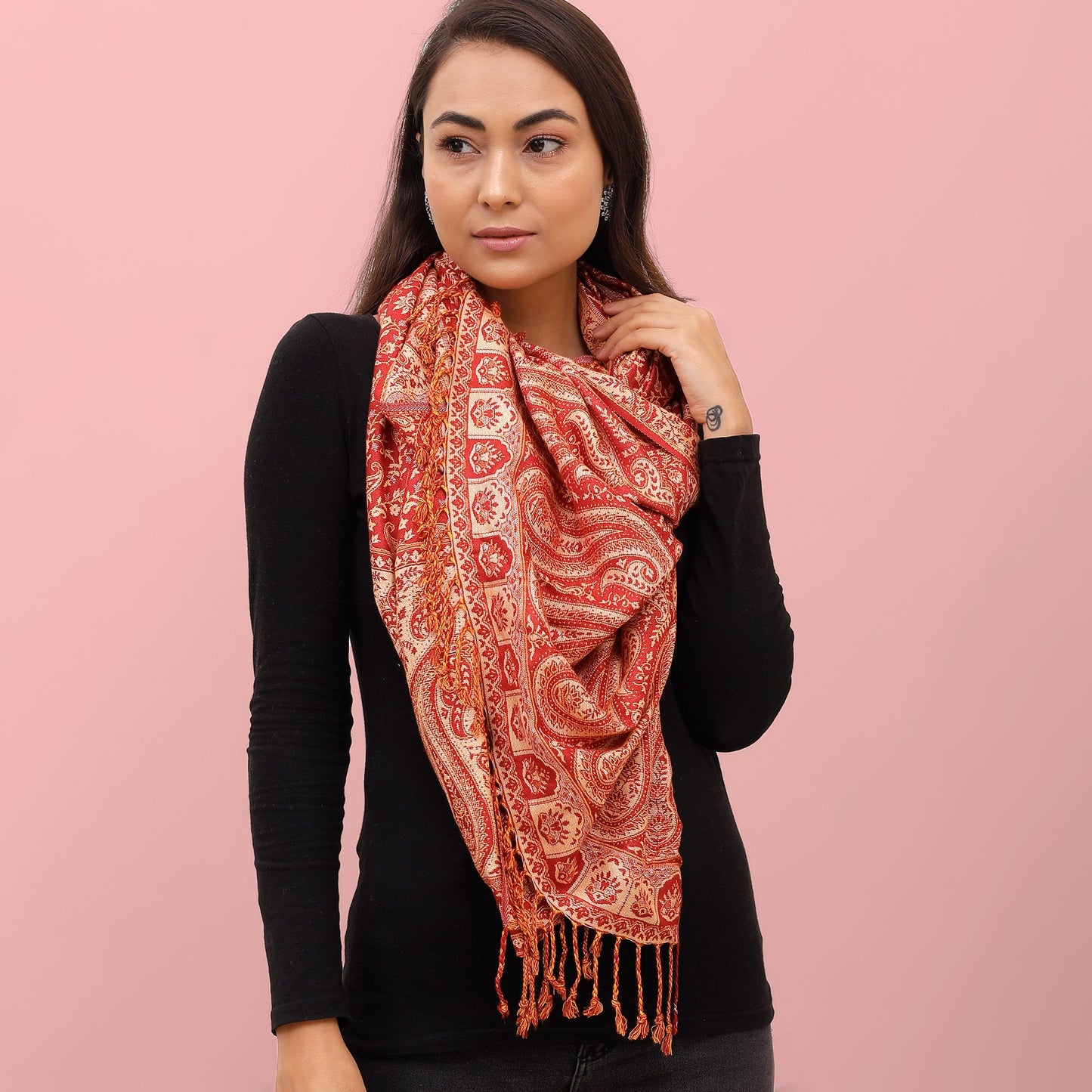 The Sultani Art Reversible Stole in Red
