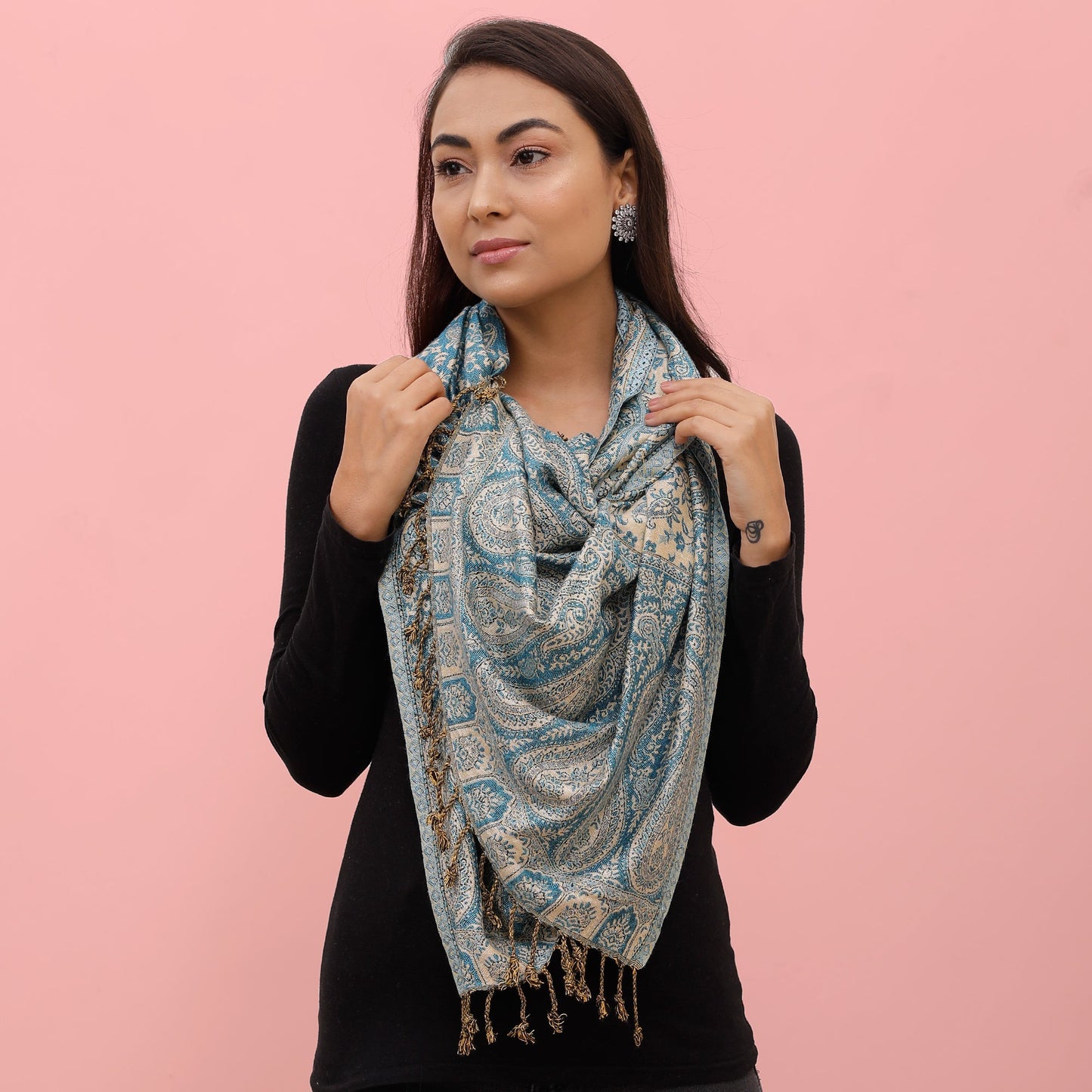 The Sultani Art Reversible Stole in Blue