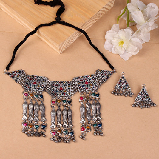 The Artosovar Choker Set
