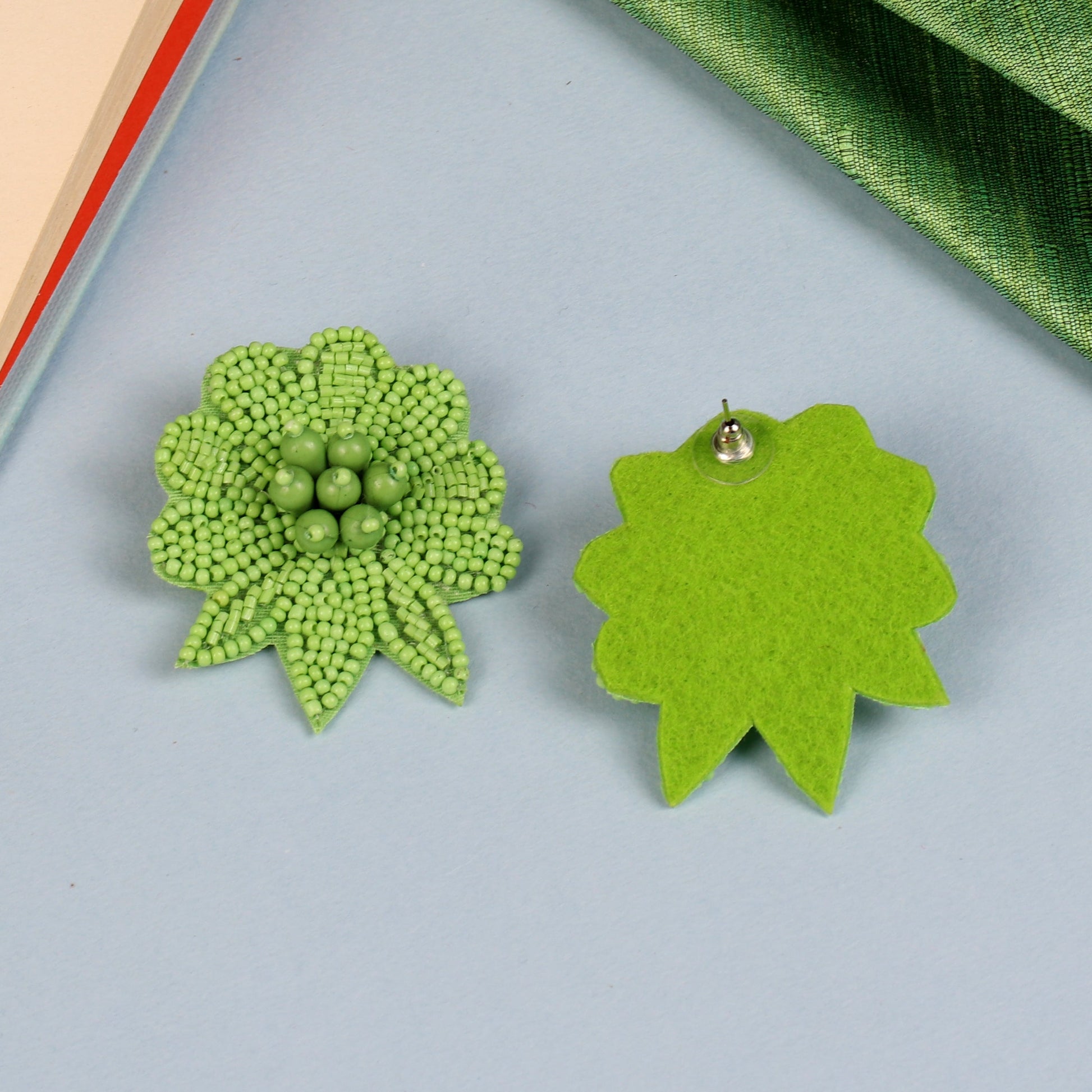 The Locust Necklace Set in Green - Cippele