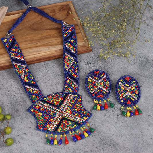 The Gleamy Collage Necklace Set in Multicolor