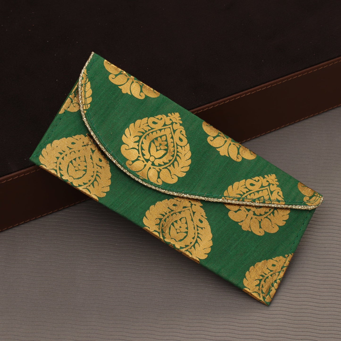 The Auspicious Leafy Sagan Lifafa (Set of 4)