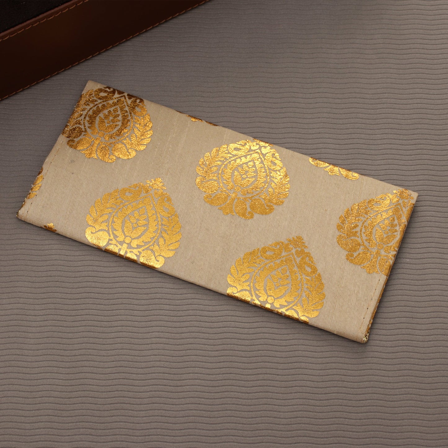 The Auspicious Leafy Sagan Lifafa (Set of 4)
