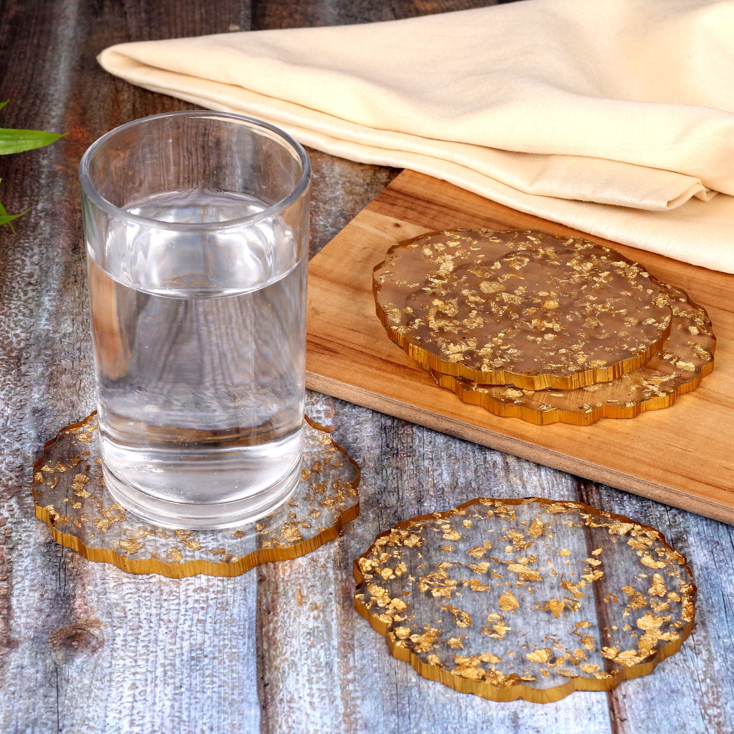 The Fluidic Golden Accent Coasters (Set of 4)